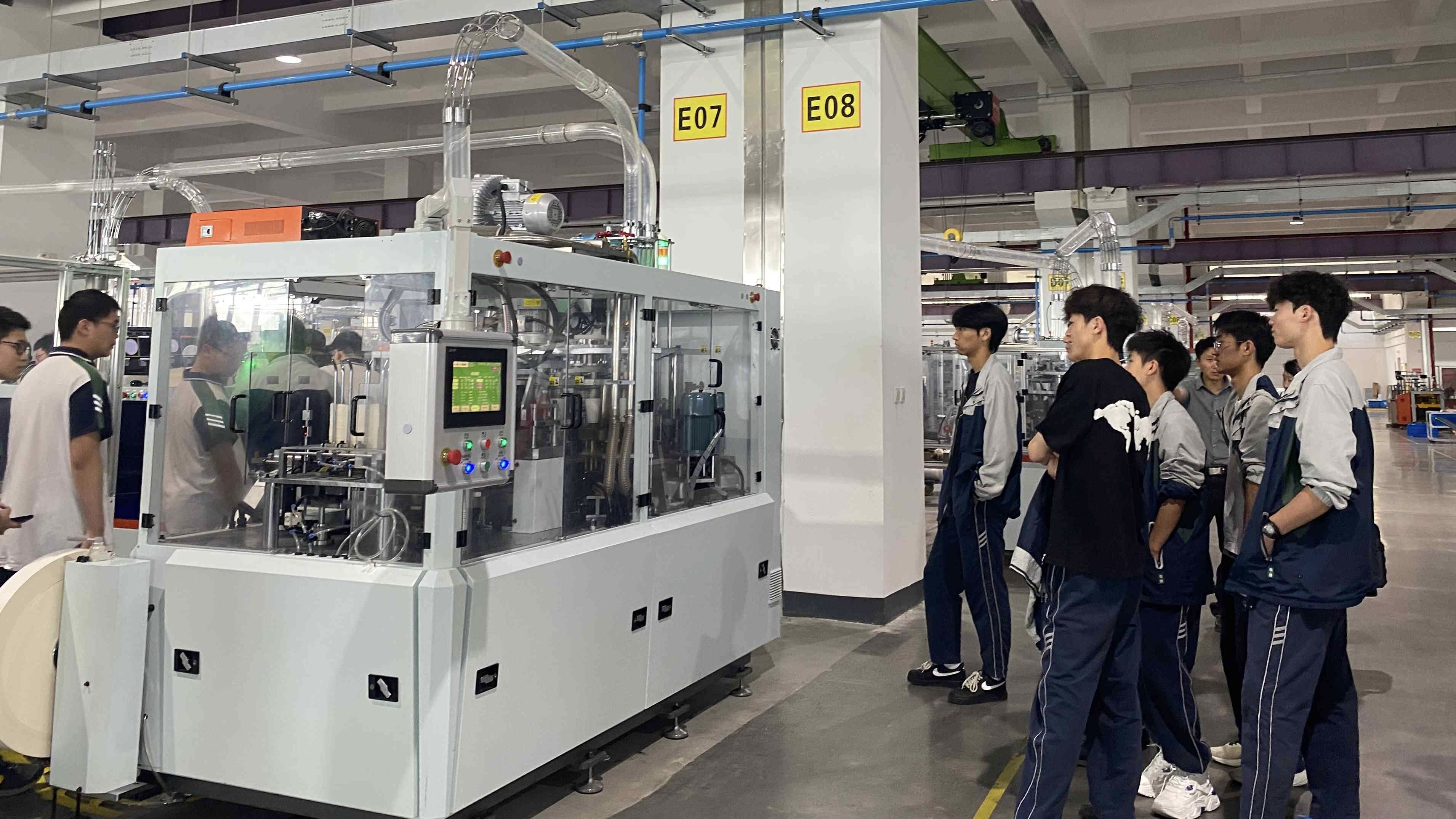 深化校企交流，共育智造人才——平湖市職業(yè)中專學(xué)校學(xué)生走進浙江新發(fā)現(xiàn)